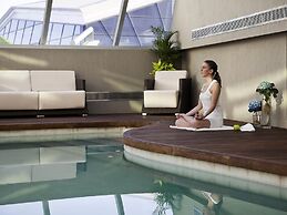 Pullman Rosario City Center Hotel