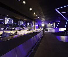 Pullman Rosario City Center Hotel