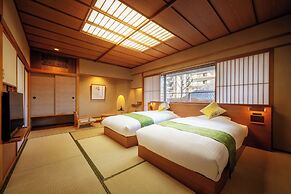 1000 Years of Tradition - Akiu Onsen Sakan