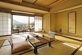 1000 Years of Tradition - Akiu Onsen Sakan