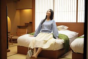 1000 Years of Tradition - Akiu Onsen Sakan