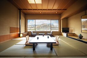 1000 Years of Tradition - Akiu Onsen Sakan