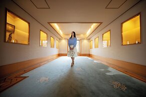 1000 Years of Tradition - Akiu Onsen Sakan