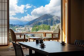 1000 Years of Tradition - Akiu Onsen Sakan