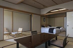 1000 Years of Tradition - Akiu Onsen Sakan