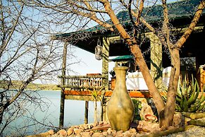 Buffelsdrift Game Lodge