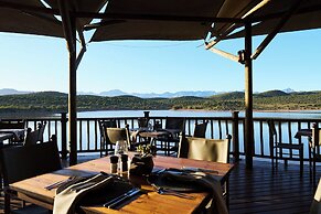 Buffelsdrift Game Lodge