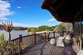 Buffelsdrift Game Lodge