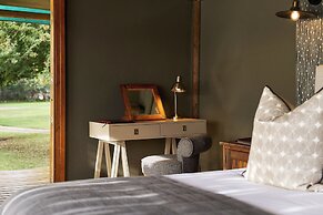 Buffelsdrift Game Lodge