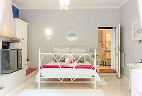 Sacred Mountain Lodge