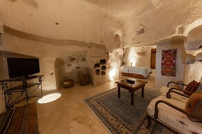 Cappadocia Cave Suites Adult Only +12