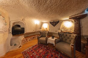 Cappadocia Cave Suites Adult Only +12