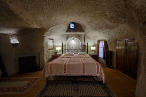 Cappadocia Cave Suites Adult Only +12