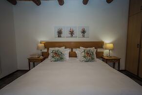 Aan de Oever Guesthouse