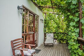 Aan de Oever Guesthouse