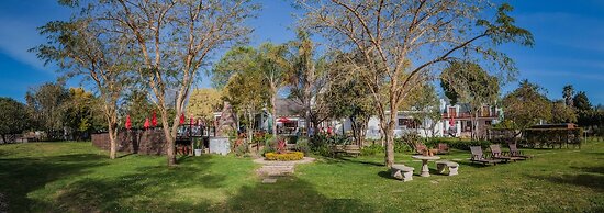 Aan de Oever Guesthouse