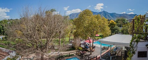 Aan de Oever Guesthouse