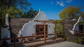 Aan de Oever Guesthouse