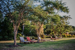 Aan de Oever Guesthouse