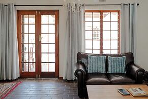 Aan de Oever Guesthouse