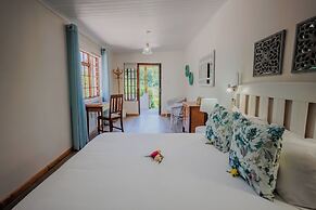 Aan de Oever Guesthouse