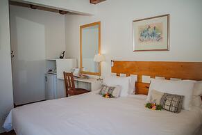 Aan de Oever Guesthouse