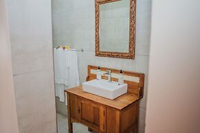 Aan de Oever Guesthouse