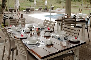 Aan de Oever Guesthouse