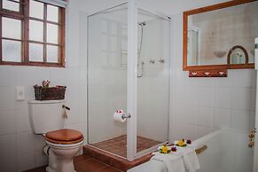 Aan de Oever Guesthouse