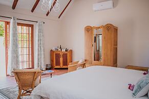 Aan de Oever Guesthouse