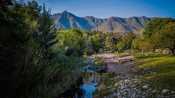 Aan de Oever Guesthouse