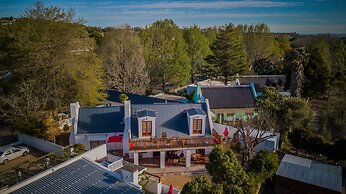 Aan de Oever Guesthouse