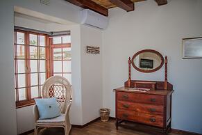 Aan de Oever Guesthouse