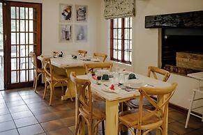 Aan de Oever Guesthouse