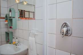 Aan de Oever Guesthouse