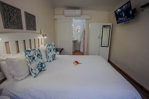 Aan de Oever Guesthouse