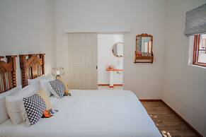 Aan de Oever Guesthouse