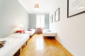 Old Town Kanonia Hostel & Apartments