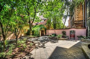 Old Town Kanonia Hostel & Apartments