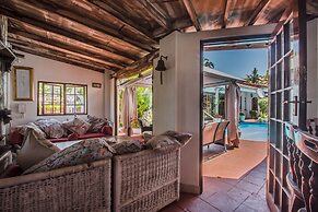 HoneyPot Guesthouse