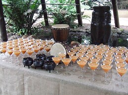 Inkwenkwezi Private Game Reserve