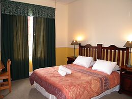 Inkwenkwezi Private Game Reserve