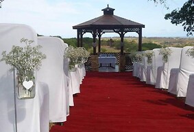 Inkwenkwezi Private Game Reserve