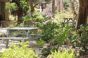 Kibbutz Ashdot Yaacov Ichud Country Lodging