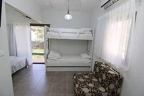 Kibbutz Ashdot Yaacov Ichud Country Lodging