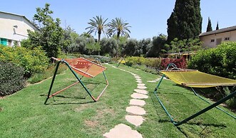 Kibbutz Ashdot Yaacov Ichud Country Lodging