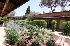 Kibbutz Ashdot Yaacov Ichud Country Lodging