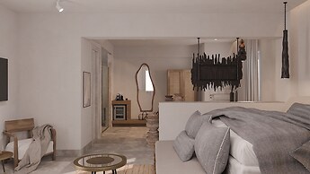 F Fine Suites- Adults Only