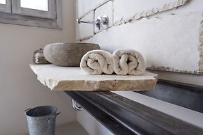 F Fine Suites- Adults Only