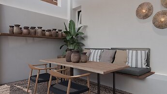 F Fine Suites- Adults Only